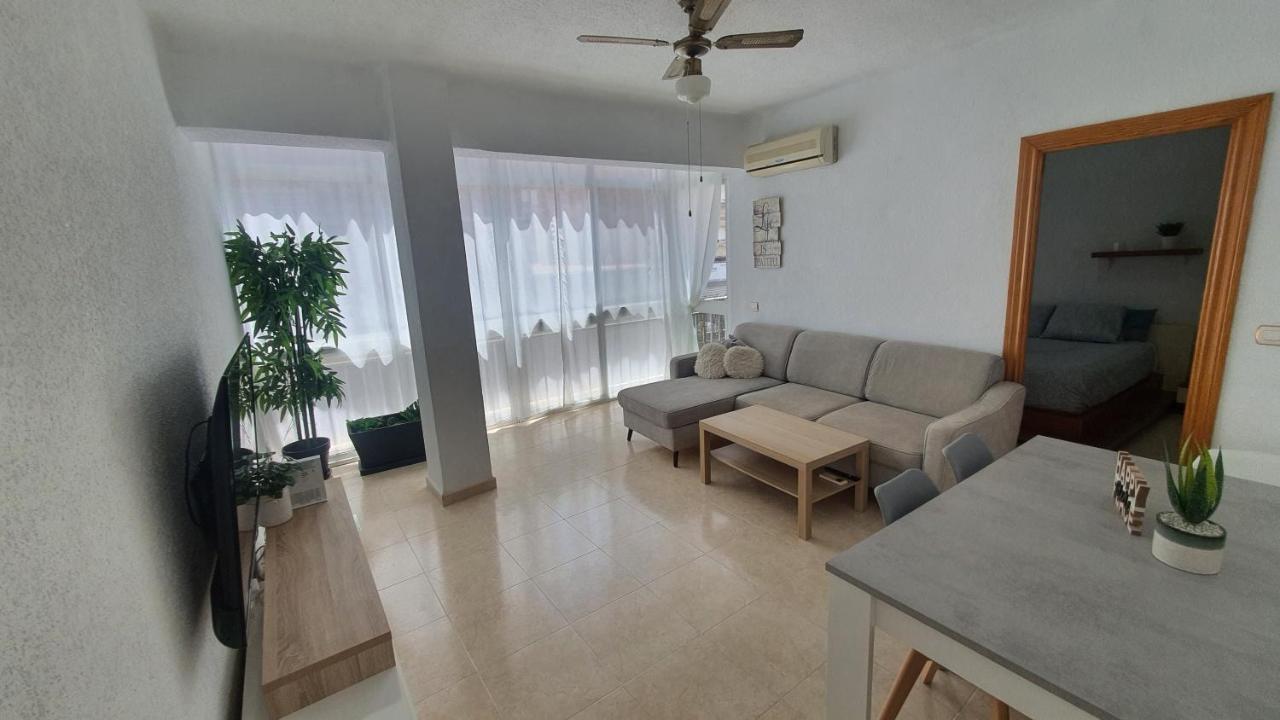 Apartamento Centro Playa Estacion De Tren Малага Екстериор снимка