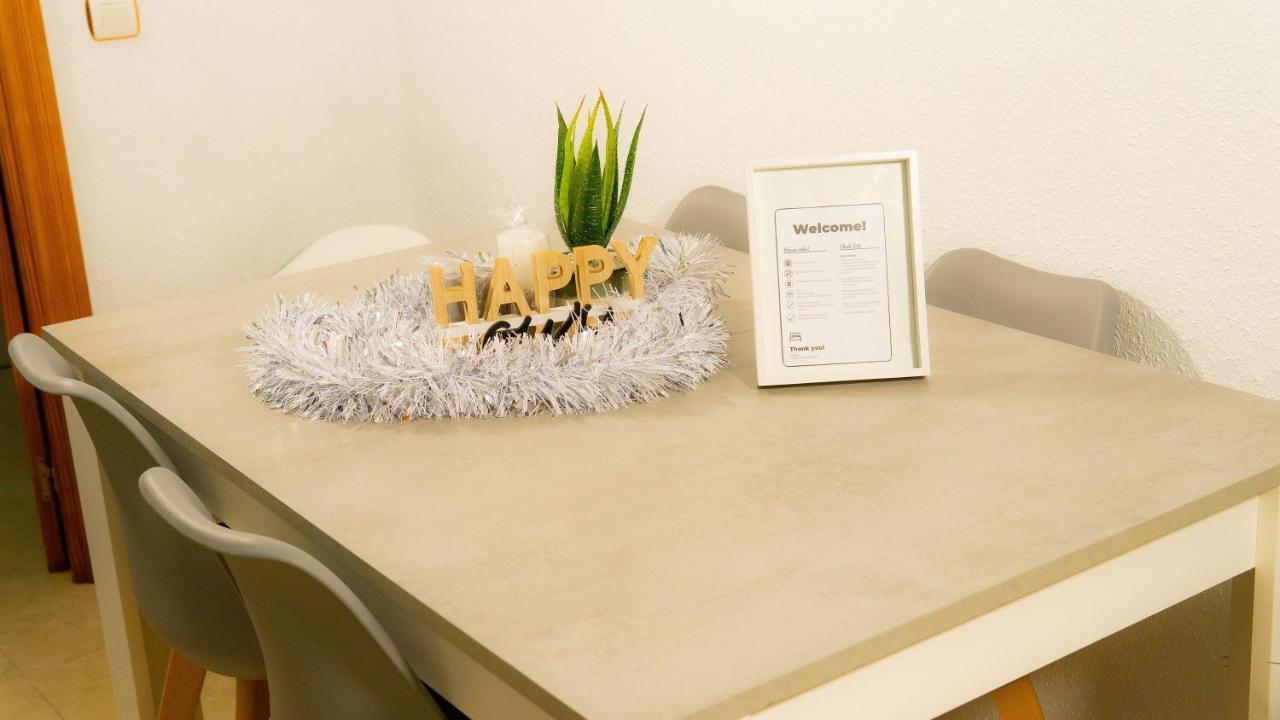 Apartamento Centro Playa Estacion De Tren Малага Екстериор снимка